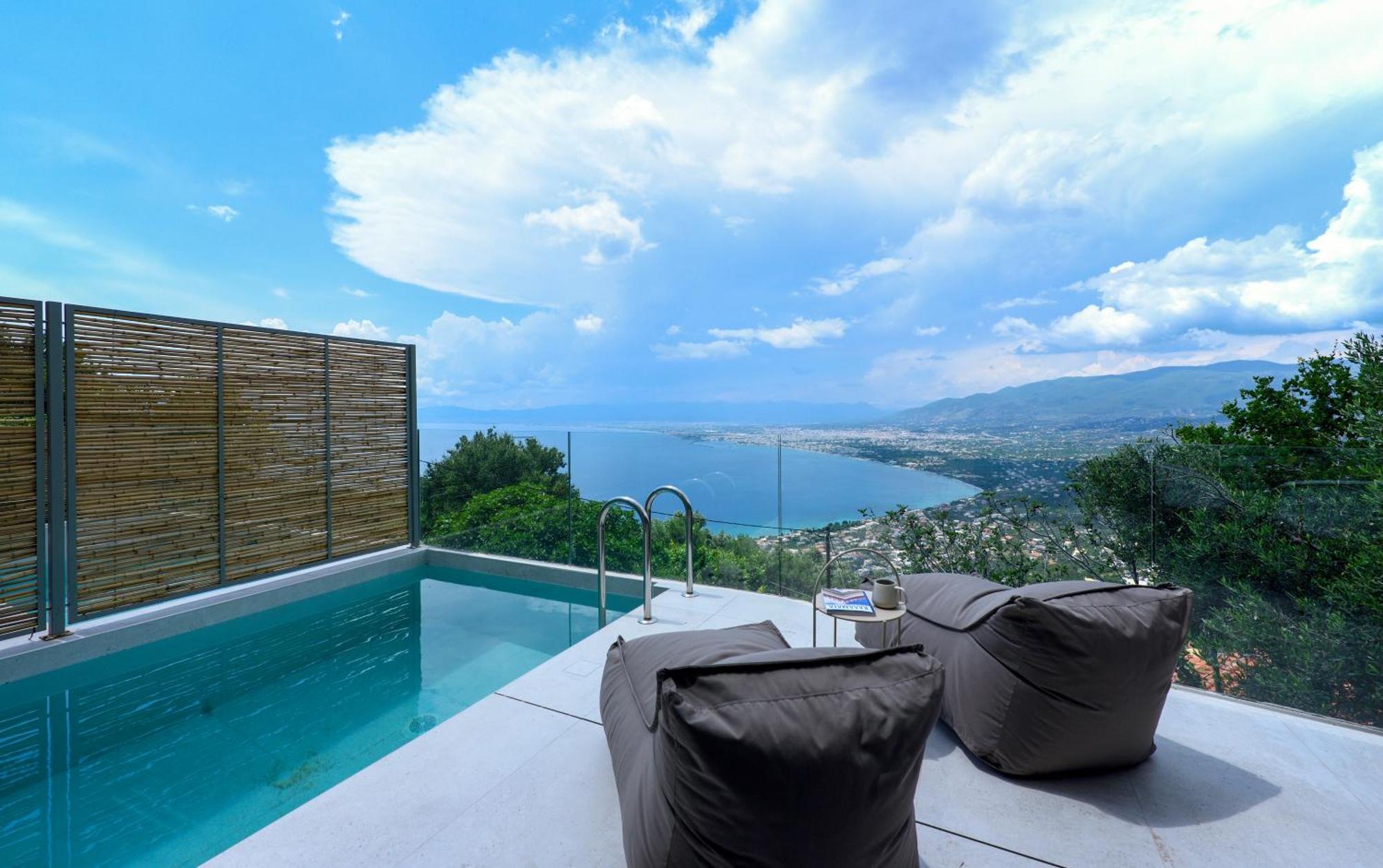 Villa Lithos Retreat 1 à Kalamata Extérieur photo