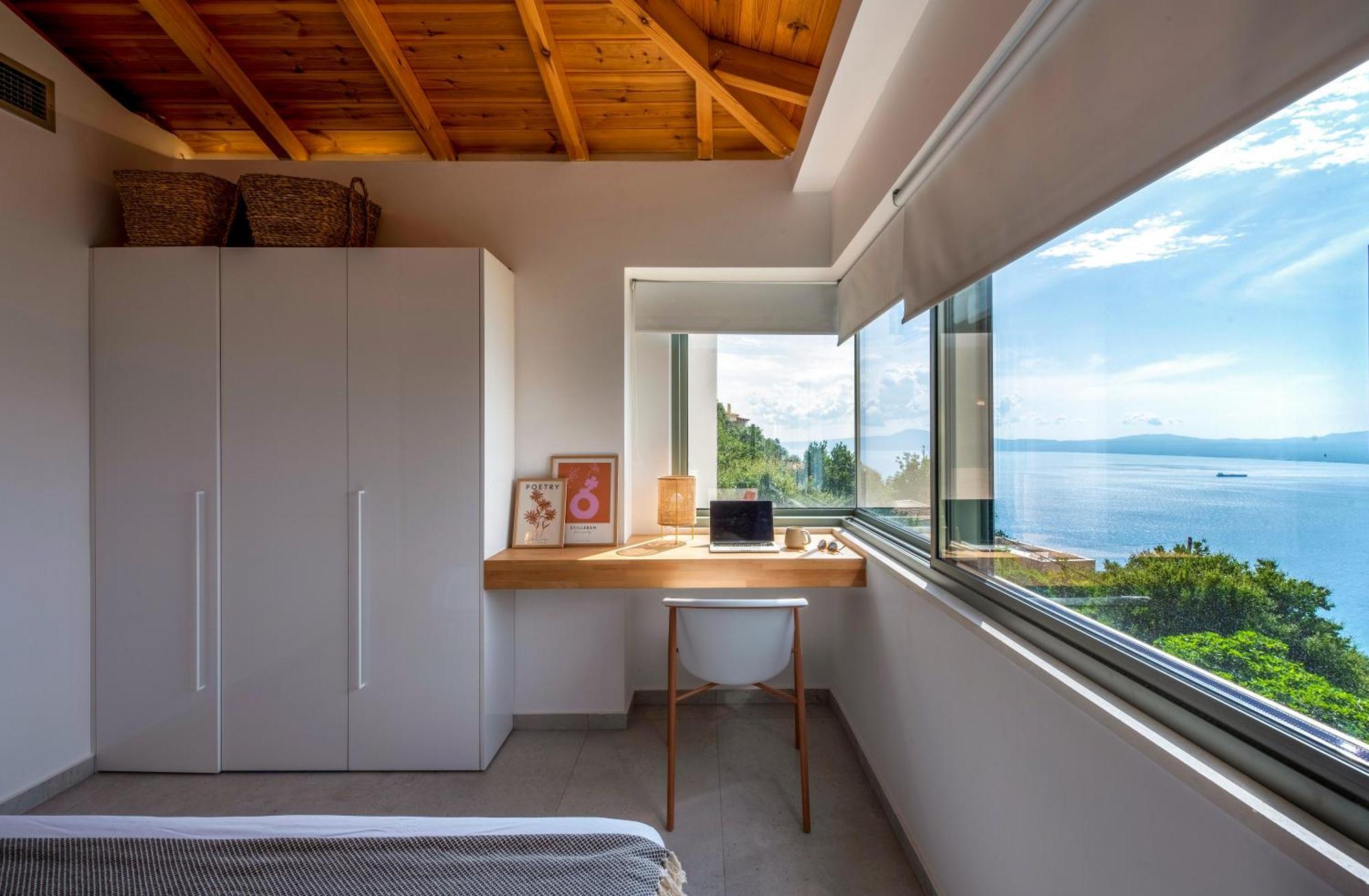 Villa Lithos Retreat 1 à Kalamata Extérieur photo